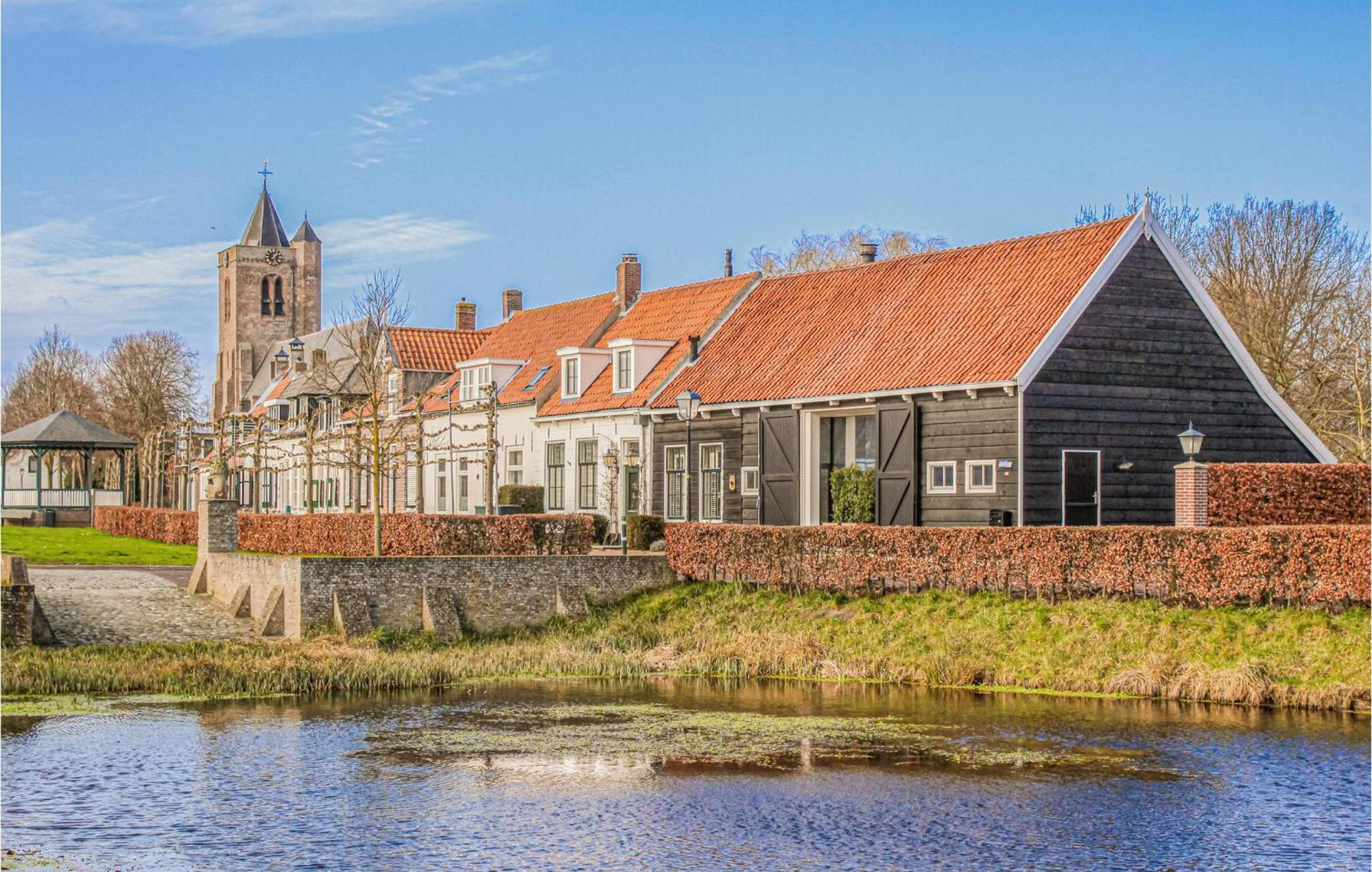 Vakantiehuis Beautiful In With Outdoor Swimming Pool, Wifi&2 Bedrooms